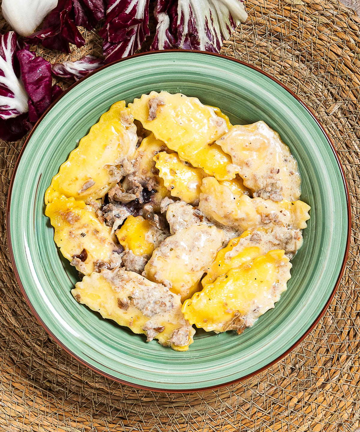 Mezze Lune Radicchio Salsiccia - pasto