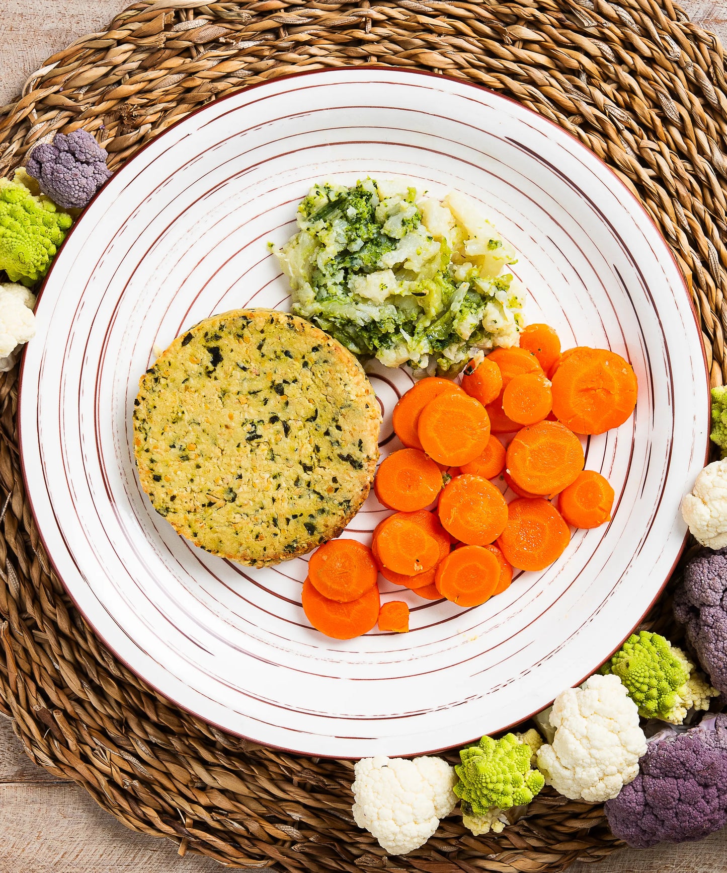 Burger veg di Ceci con Carote e Broccoletti