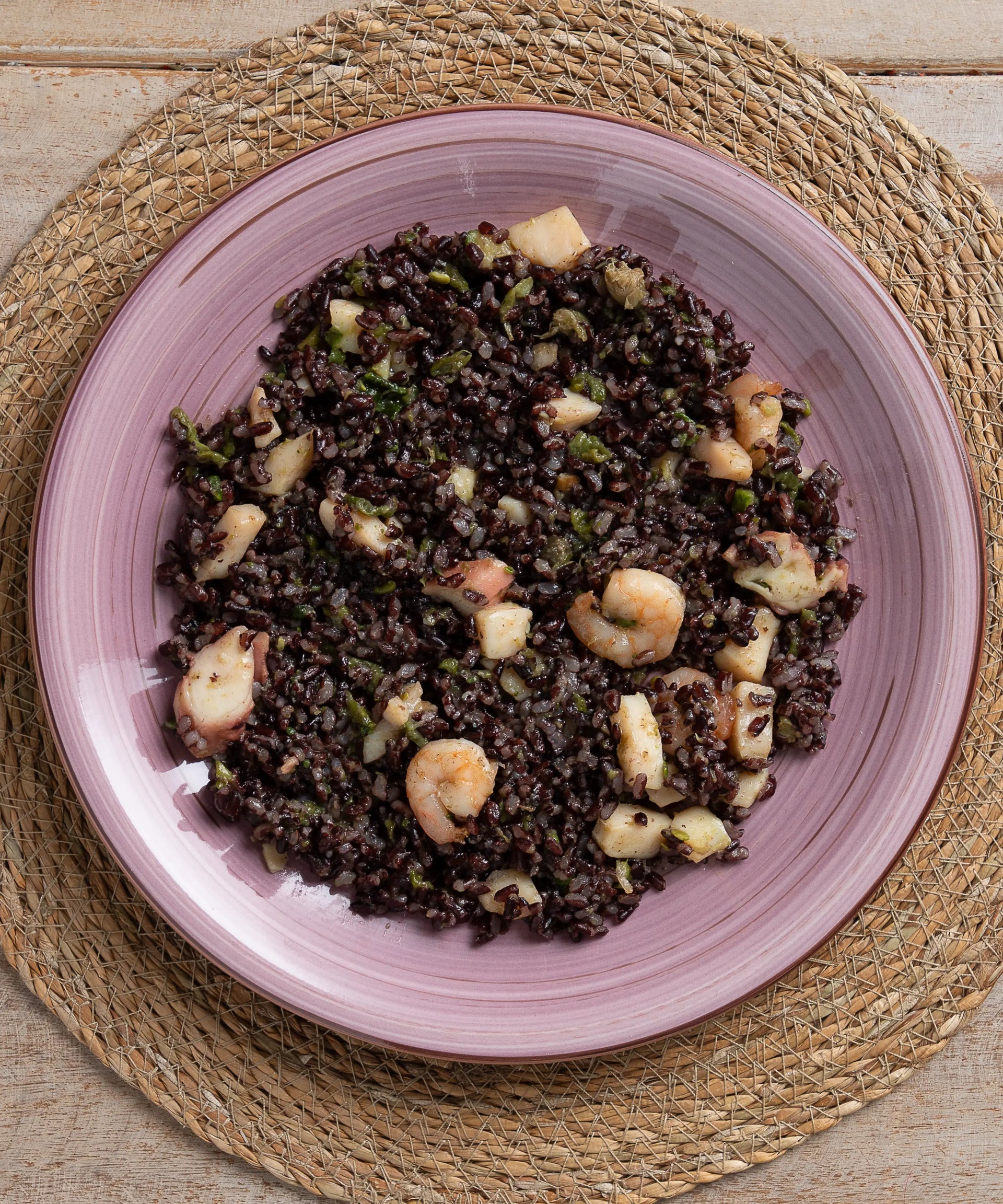 Riso Nero Integrale con Verdure Gamberi e Calamari - pasto