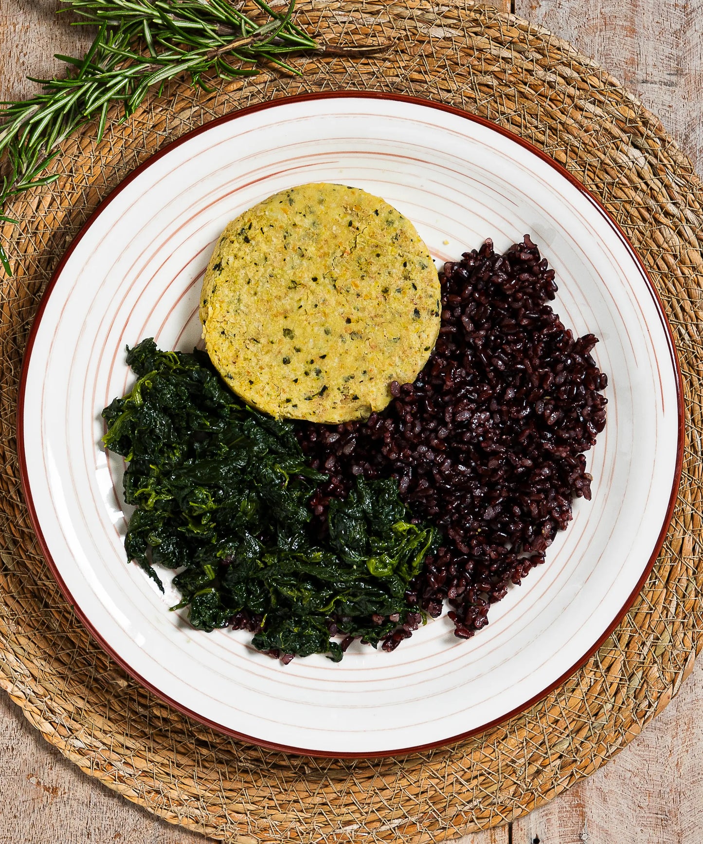 Riso Nero con Burger di Ceci e Spinaci
