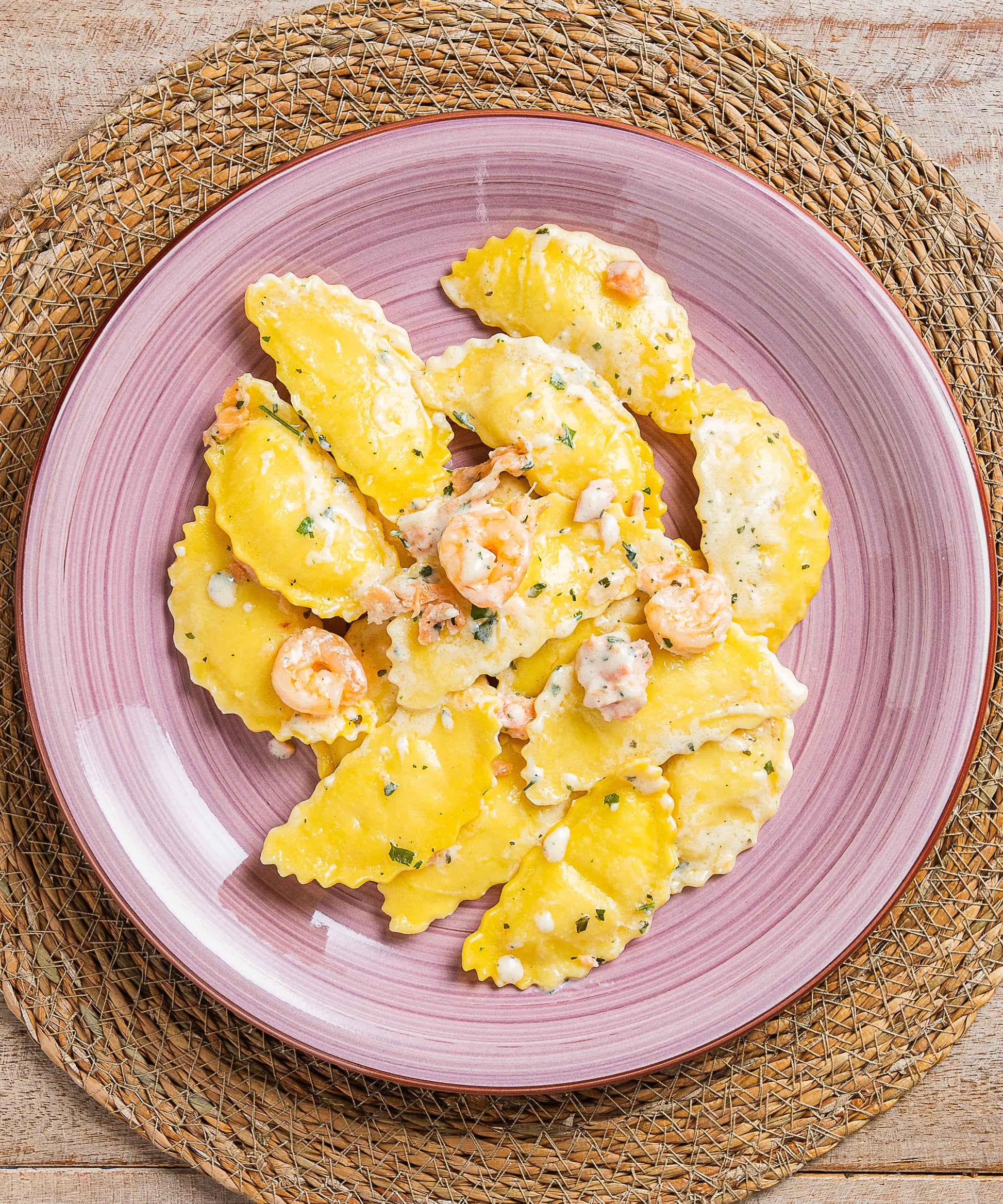 Mezze Lune con Gamberi e Salmone - pasto